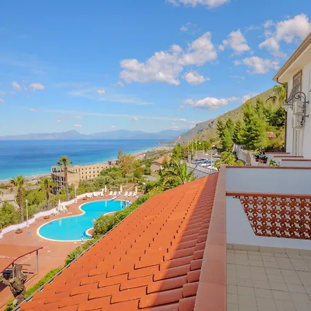 Club Residenza Del Golfo Praia a Mare