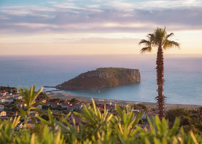 Club Residenza Del Golfo 4*