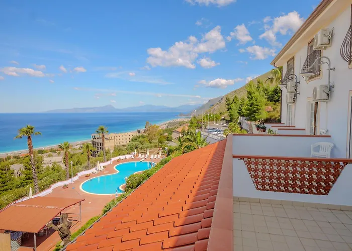 Club Residenza Del Golfo Praia a Mare